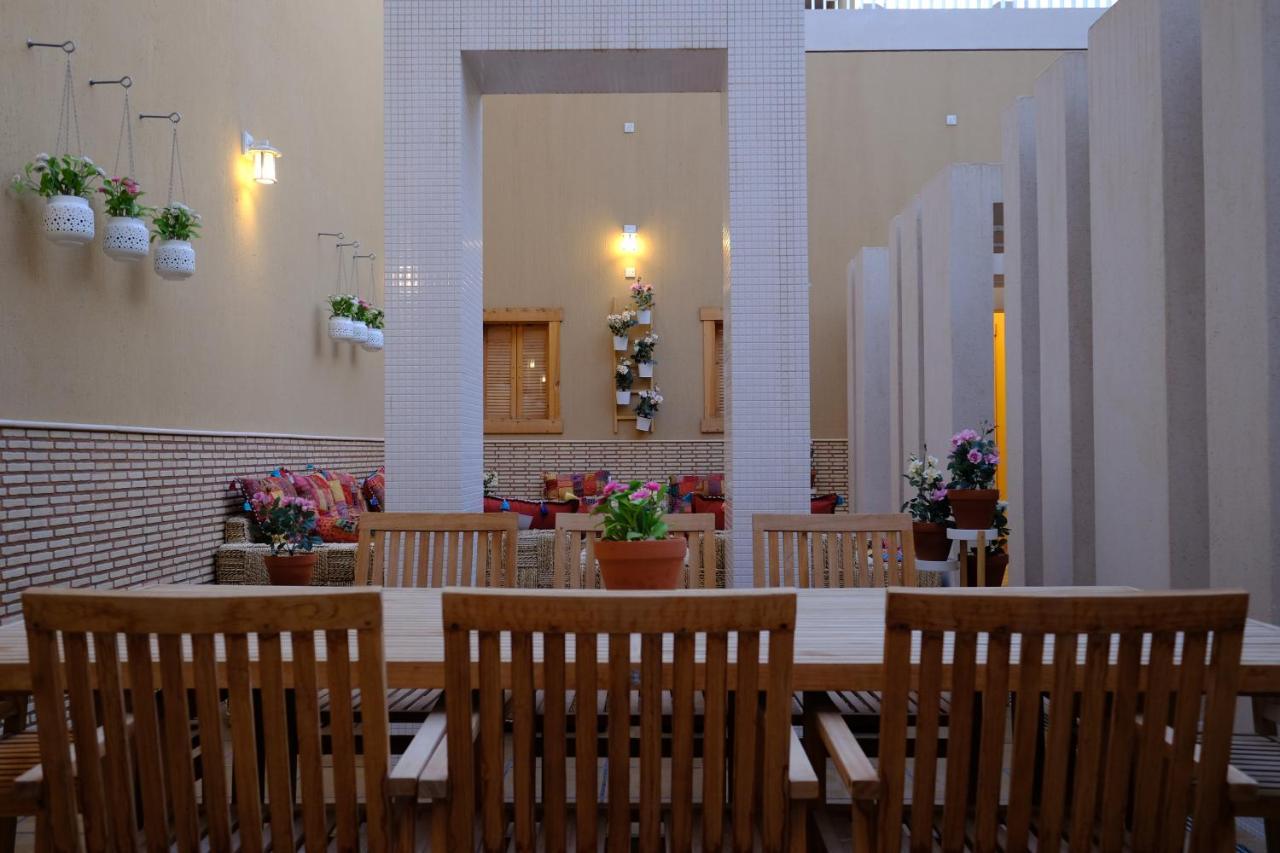 Villa Mnazel Jawraq à Riyad Extérieur photo
